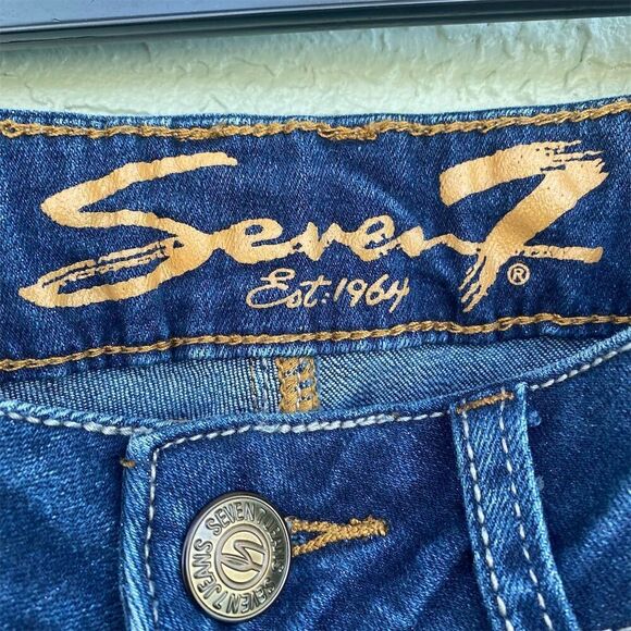 Seven7 Women's Size 8 Blue Bootcut Distressed Denim Jeans - Picture 7 of 10